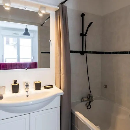 Theatre 27 Logement Hyper Centre Mulhouse Parking