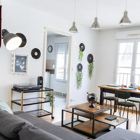 Theatre 27 Logement Hyper Centre Mulhouse Parking Διαμέρισμα